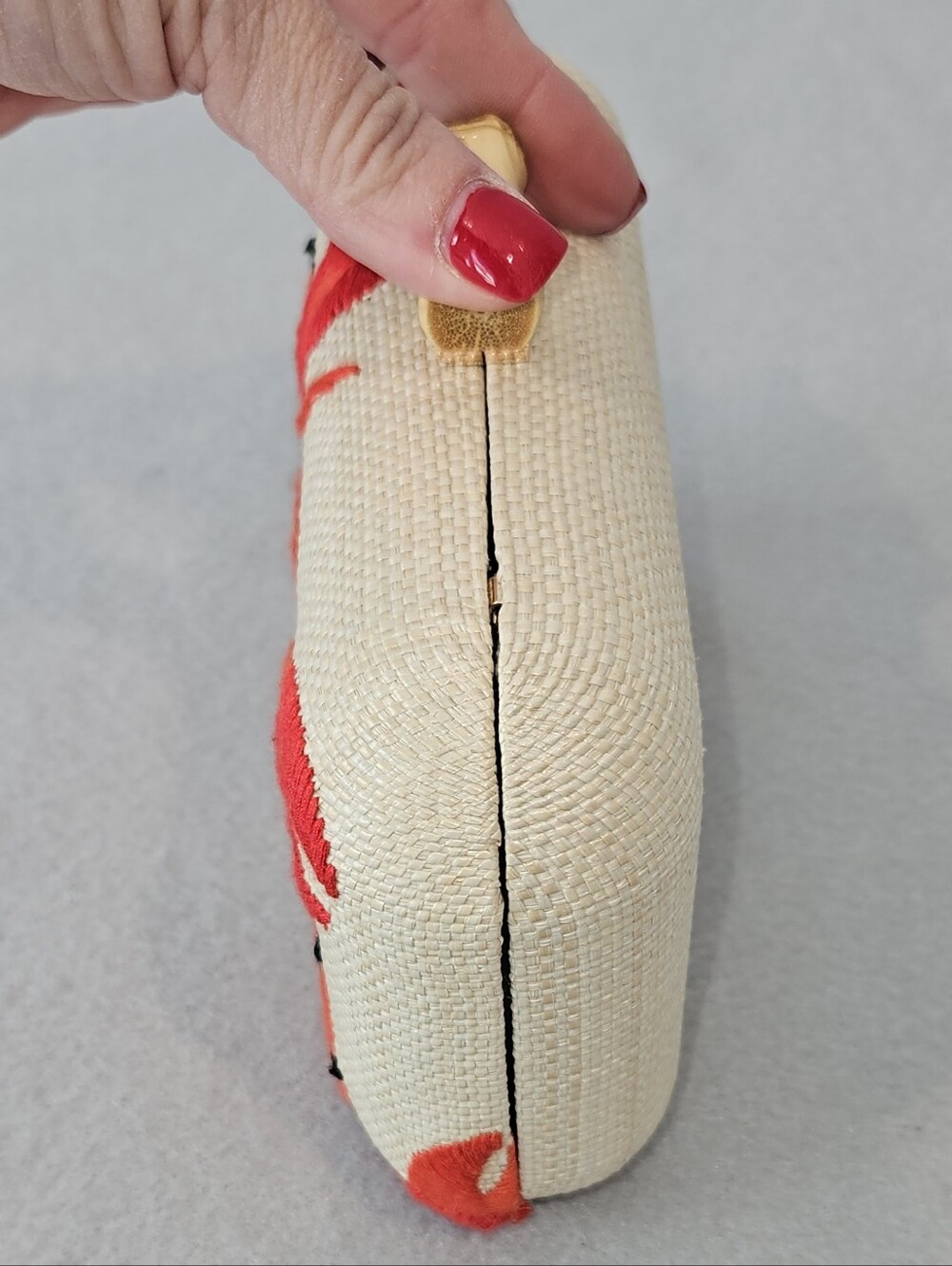 Viral Tommy Bahama Crab Embroidered Clutch Crossbody – NWT Coastal Beach Bag - Picture 9 of 16